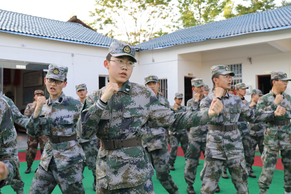 ​如何教育特别叛逆的孩子  